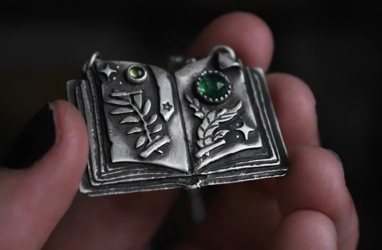 Green Witch Grimoire - Sterling silver